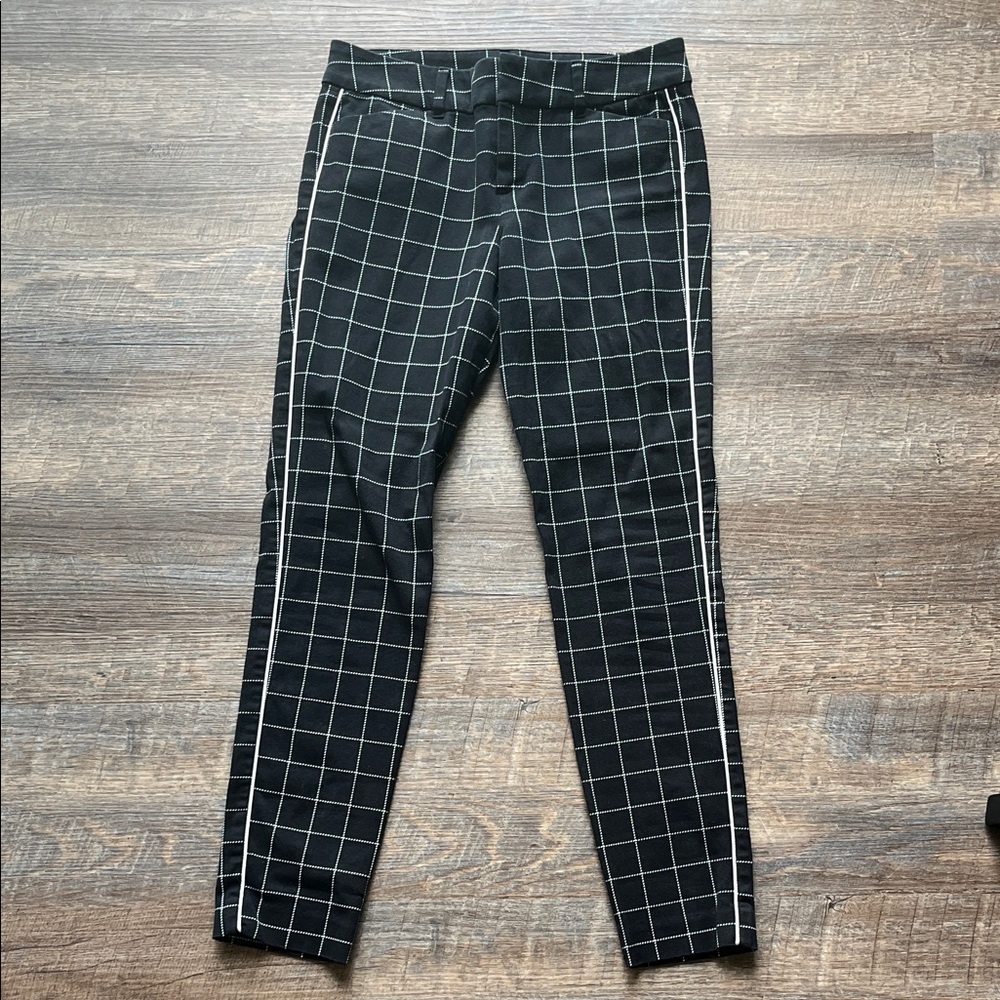 Old Navy Pixie Ankle Pants